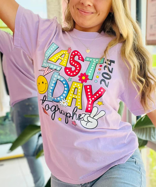 "Last Day Of School Autographs" Tee in Lilac