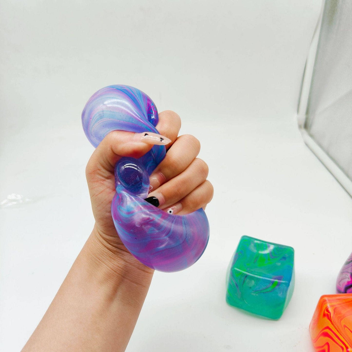 Flow Pattern Ice Cube Malt Sugar Stress Relief Toy Cube