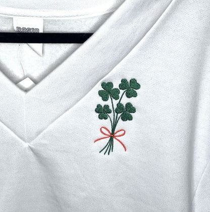 Shamrock Bouquet White V-Neck|8783